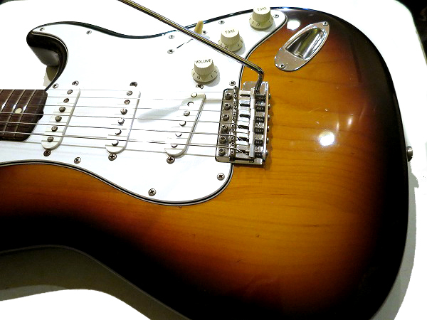 Fender Japan 1993-1994年製 ST62 3TS フジゲン製 JAPAN表記のみレア 